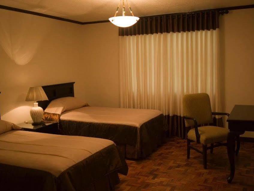 El Rico Suite Makati By Reddoorz Makati City Exteriér fotografie